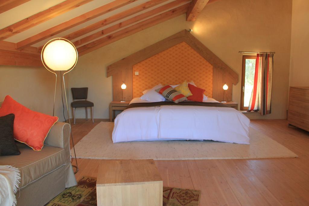 Hollyoaks Estate Hotel Saint-Pons-la-Calm Phòng bức ảnh