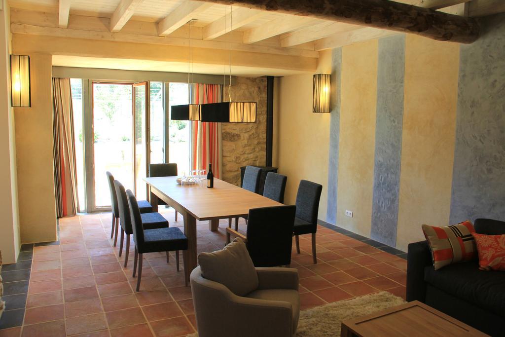 Hollyoaks Estate Hotel Saint-Pons-la-Calm Phòng bức ảnh